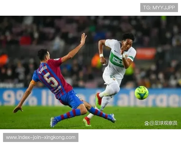 西甲巴萨中场穿透频频,进攻链条完善