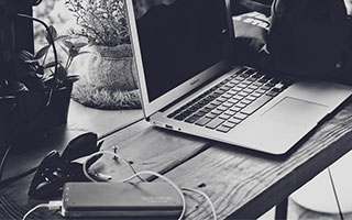 体育精神：比赛中最感人的瞬间与故事，体育比赛精神的名言警句